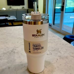 NWT Stanley Limited Edition The Quencher Travel Tumbler-True White, 30oz